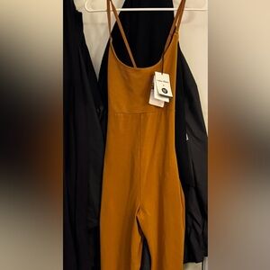 Vada winter back beat co unitard nwt ginger